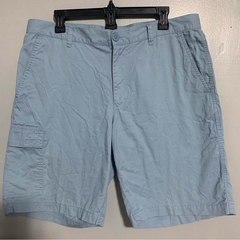 Columbia‎ Sportswear Blue Cargo Shorts Men’s Size 36 Inseam 10" Zip Pocket